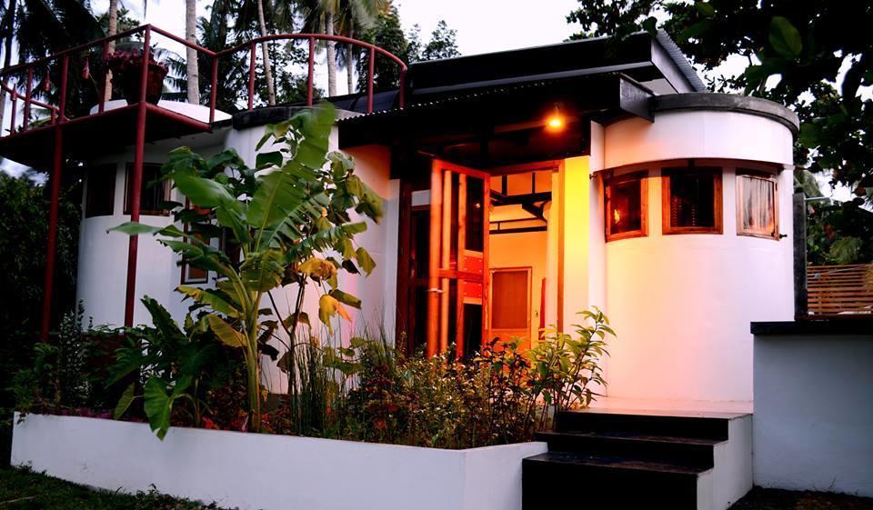 Somewhere Else Boutique Resort Mambajao Εξωτερικό φωτογραφία