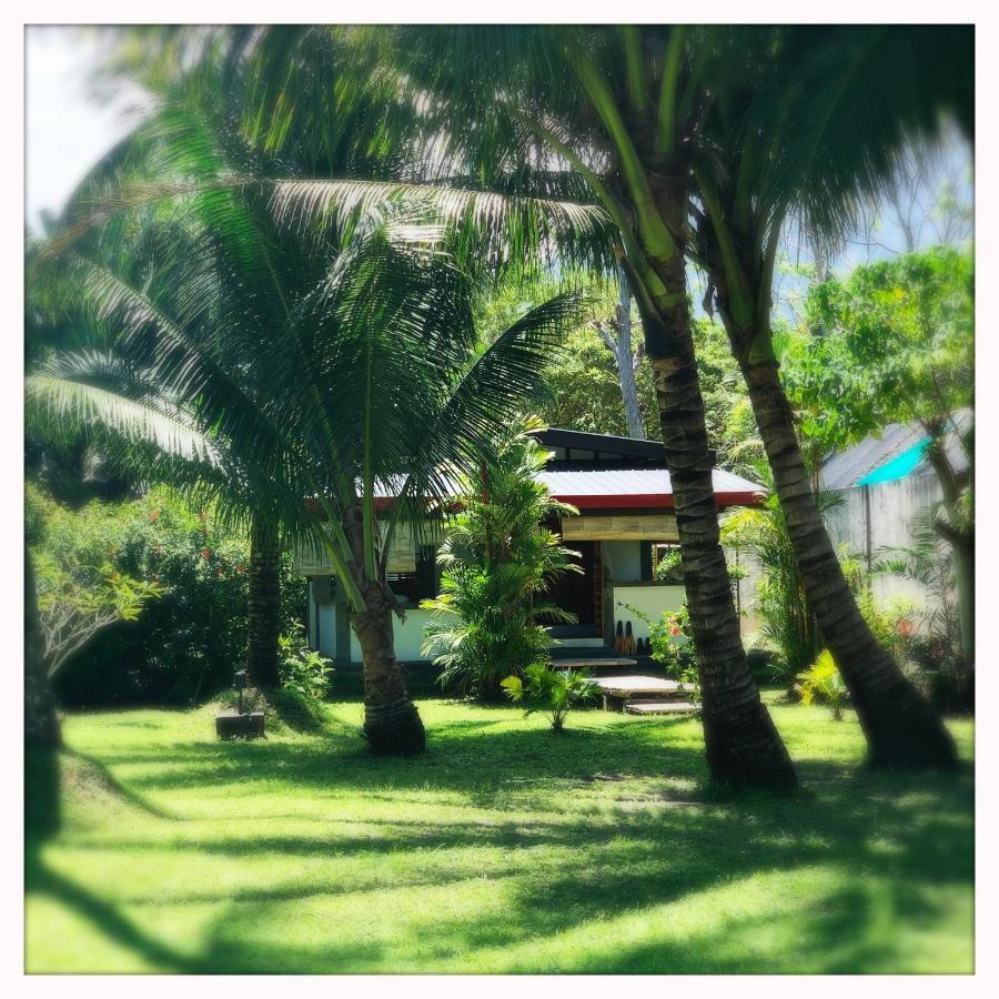 Somewhere Else Boutique Resort Mambajao Εξωτερικό φωτογραφία