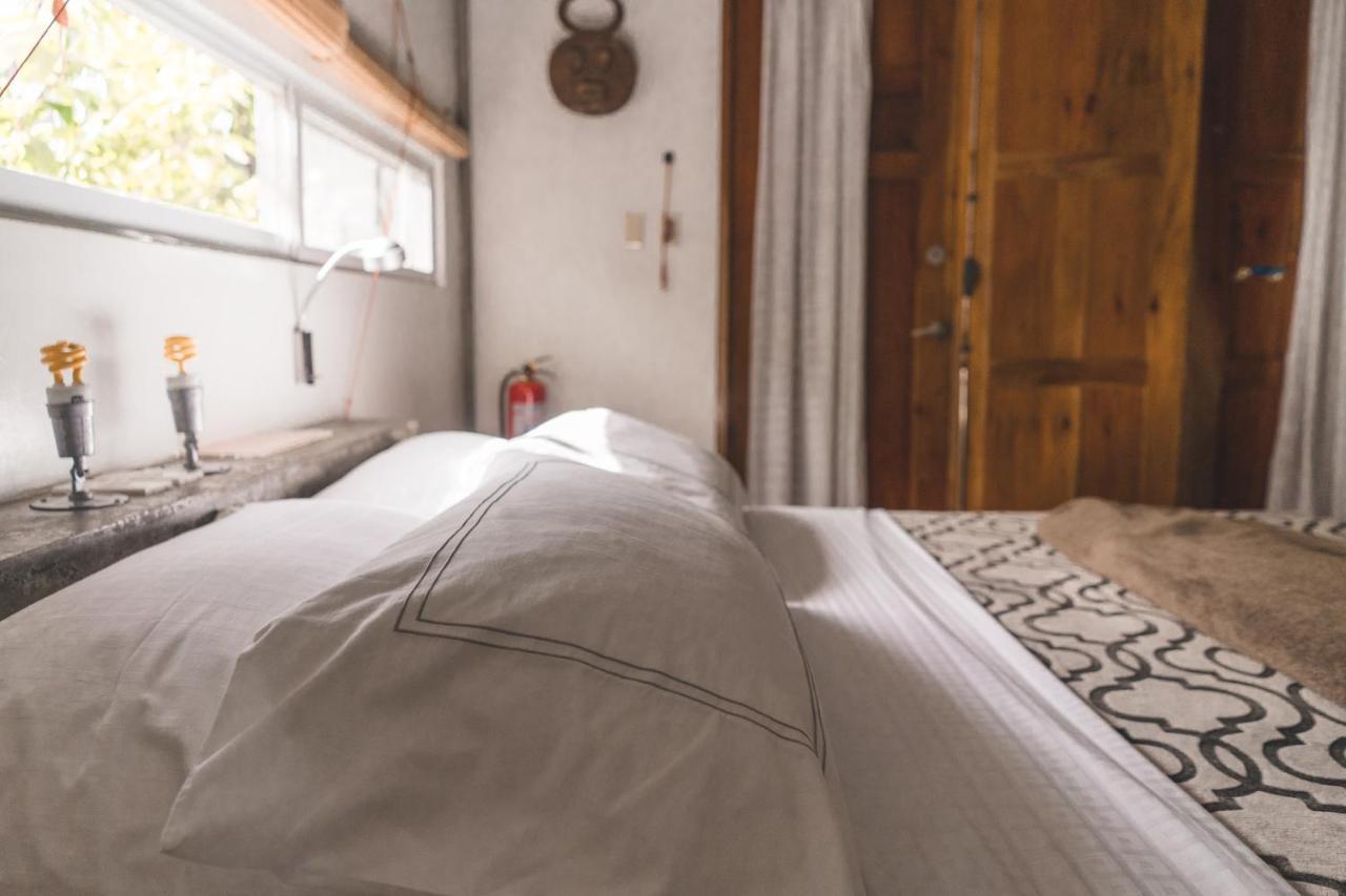Somewhere Else Boutique Resort Mambajao Εξωτερικό φωτογραφία